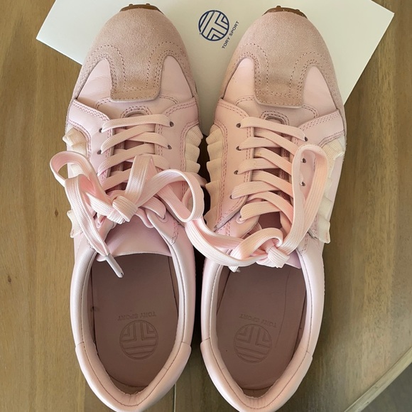 Tory Burch Sport. Cotton Pink color. Golf Ruffle trainer. Like NEW! - Picture 1 of 5